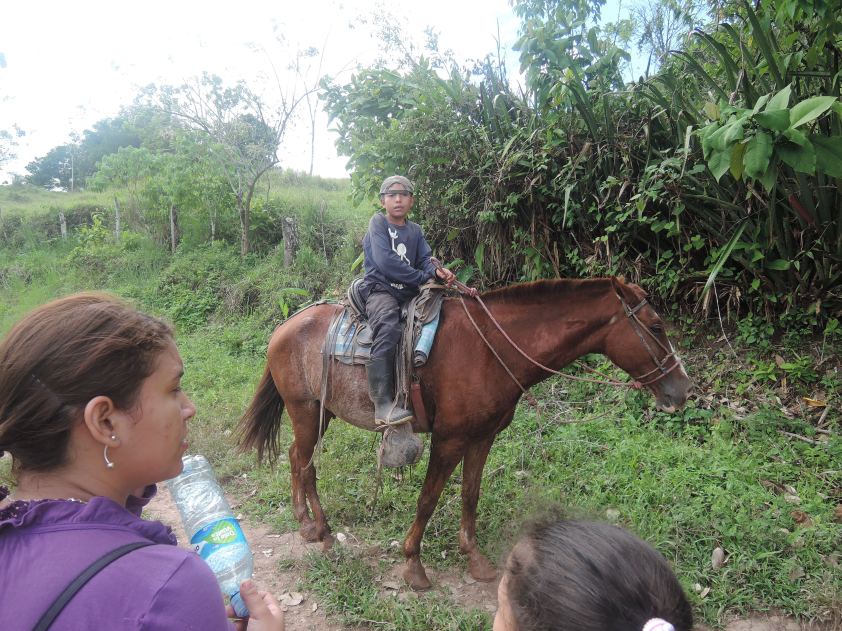 It was thanks to encounters like this that we somehow found our way both to and from Las Piedras. Gracias a todos!